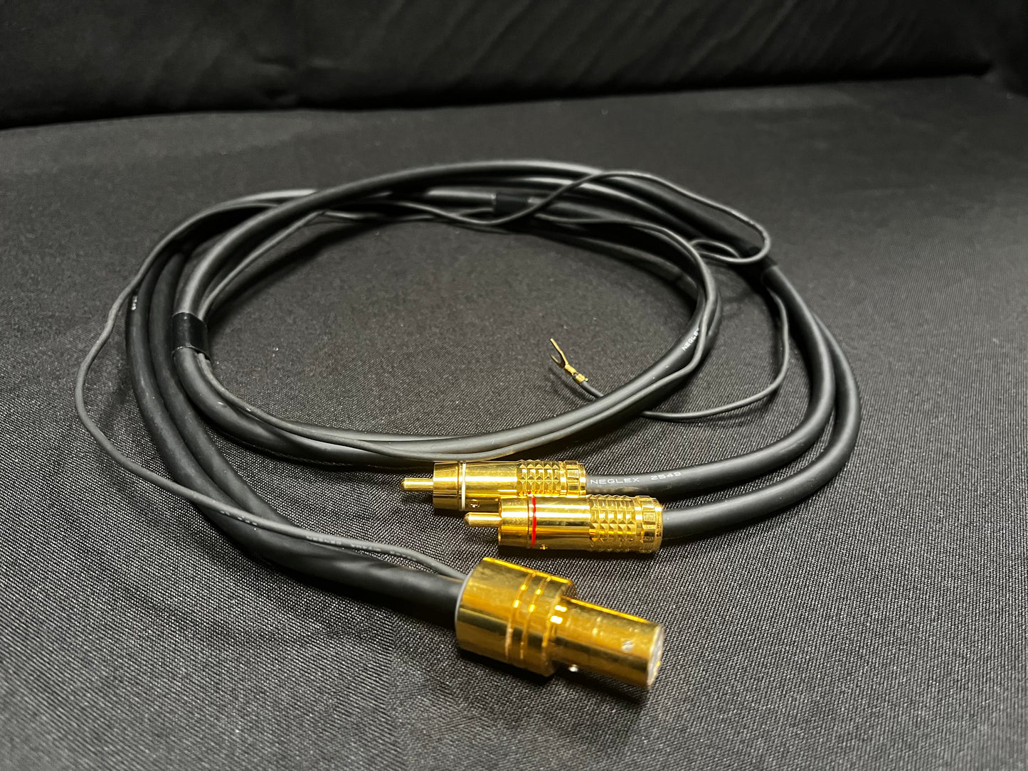Mogami Phonokabel mit vergoldeten Neutrik-Steckern 1,5m