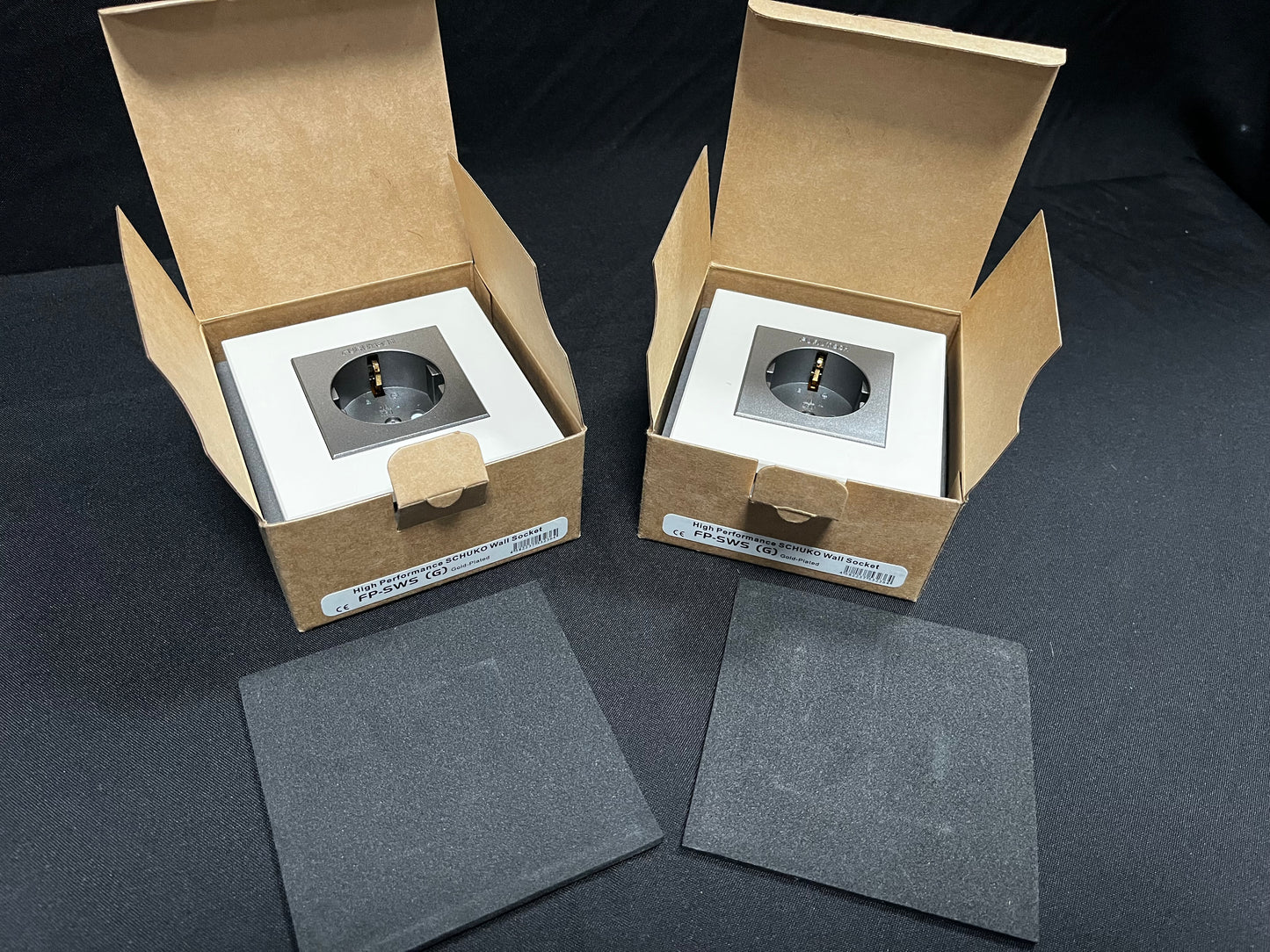 Furutech wall socket gold-plated copper