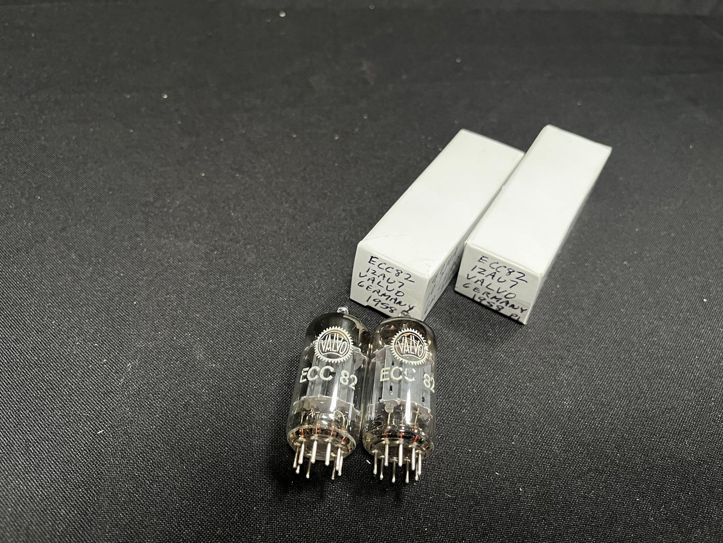 ECC82 12AU7 Valvo Deutschland 1958 passendes Paar