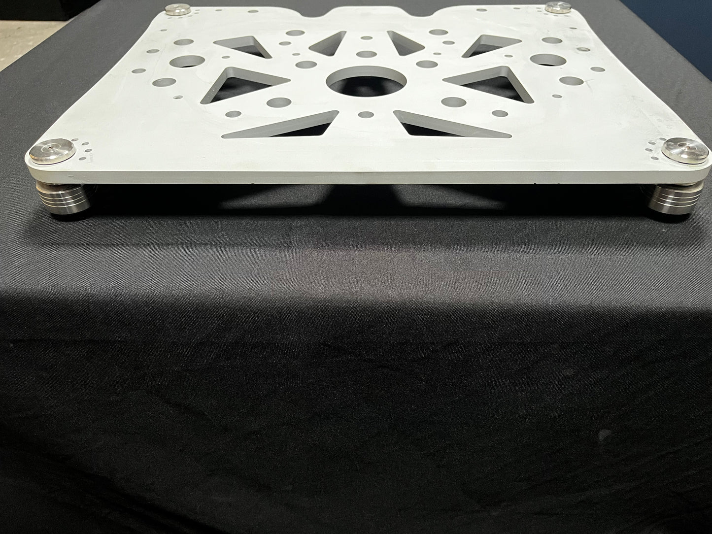 Soulines U-Base isolation platform