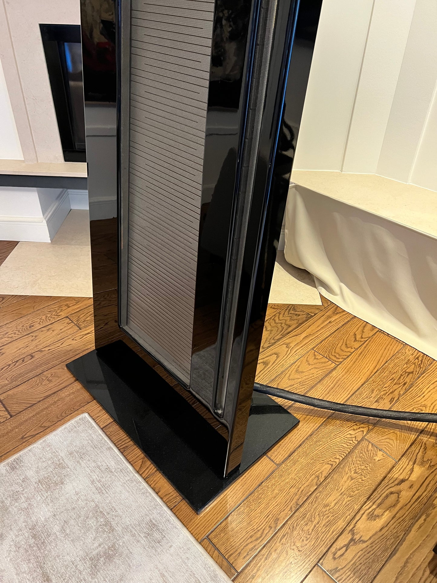 Einmaliges Angebot: Apogee Duetta komplett restauriert von der deutschen Firma DIS Elektrostaten