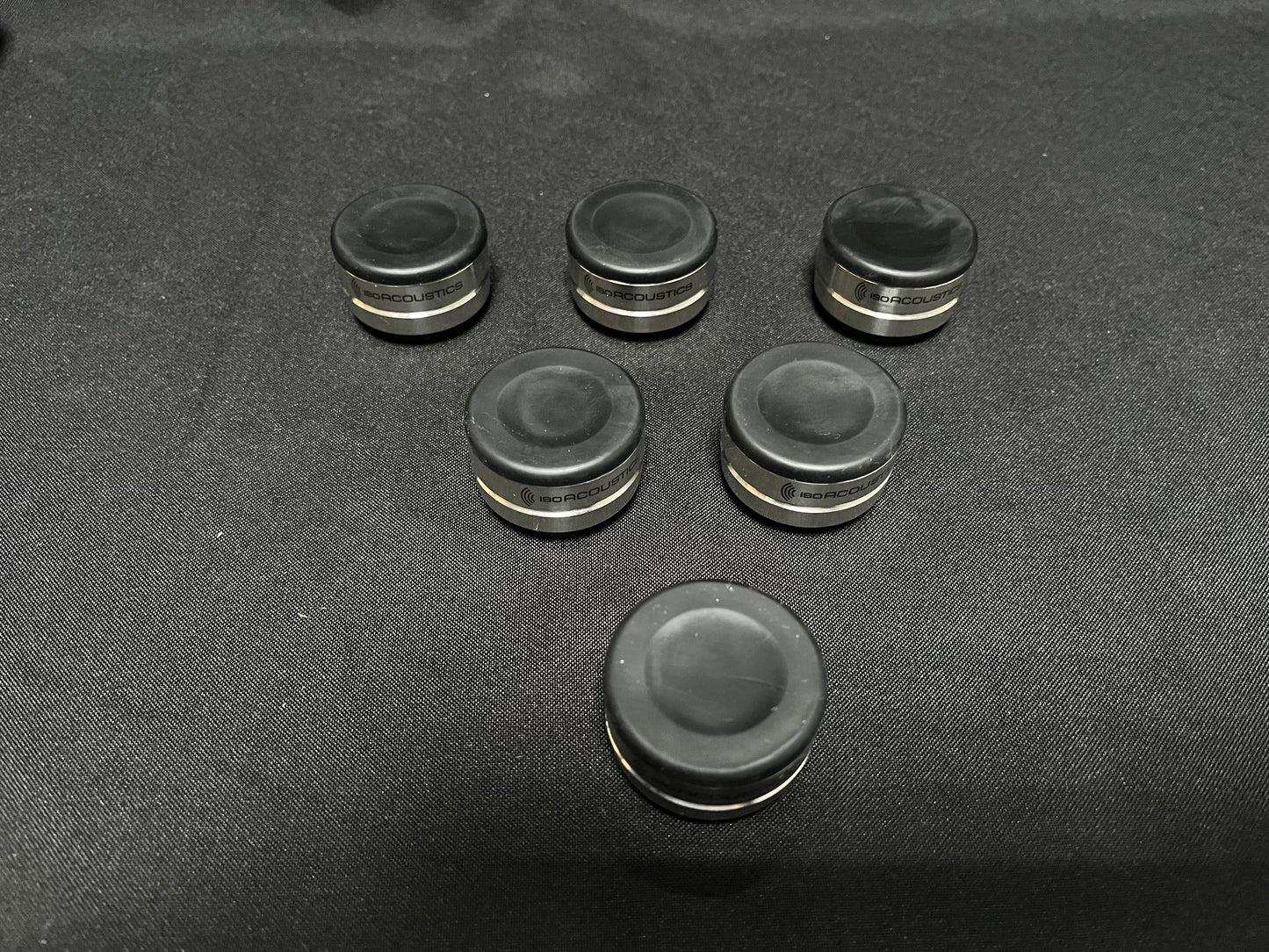 Gerätepads der Isoacoustics Orea-Serie – alle Typen