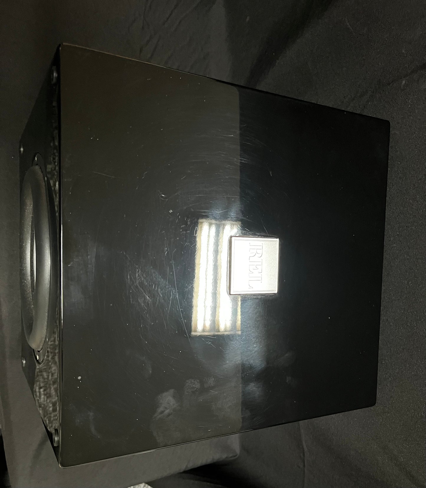 Rel T7i Subwoofer
